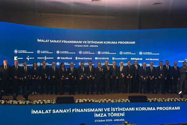 Programın a&ccedil;ılış konuşmasını Vakıf Katılım Genel M&uuml;d&uuml;r&uuml; Mehmet Ali Akben