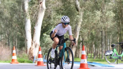 İzmir B&uuml;y&uuml;kşehir Belediyesi ve T&uuml;rkiye Triatlon Federasyonu iş birliğiyle, &Ccedil;iğli&rsquo;de