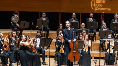 İzmir B&uuml;y&uuml;kşehir Belediyesi b&uuml;nyesinde faaliyet g&ouml;steren İzmir Oda Orkestrası&rsquo;nın konserini,