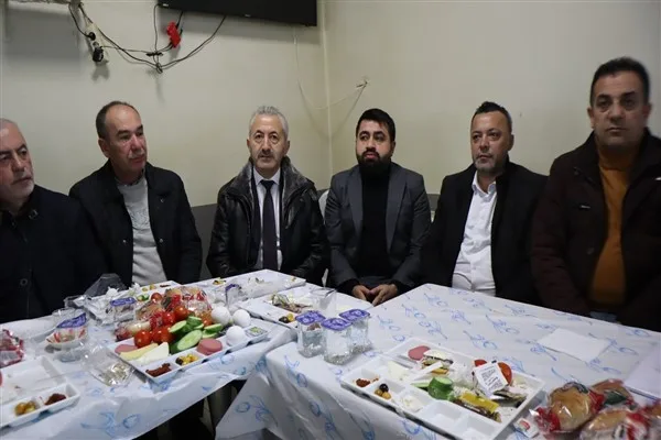İzmit Belediyesi Muhtarlık İşleri M&uuml;d&uuml;rl&uuml;ğ&uuml;, kırsal mahallelerde g&ouml;rev yapan muhtarlarla
