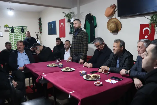 İnan&ccedil; Masası Başkanı İsmet Kanık, K&ouml;y Hizmet Masası sorumluları Ali