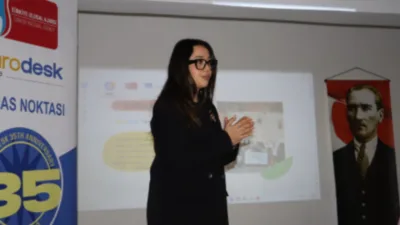 İzmit Belediyesi, Eurodesk temas noktası &ccedil;alışmaları kapsamında Derince Yenikent Anadolu