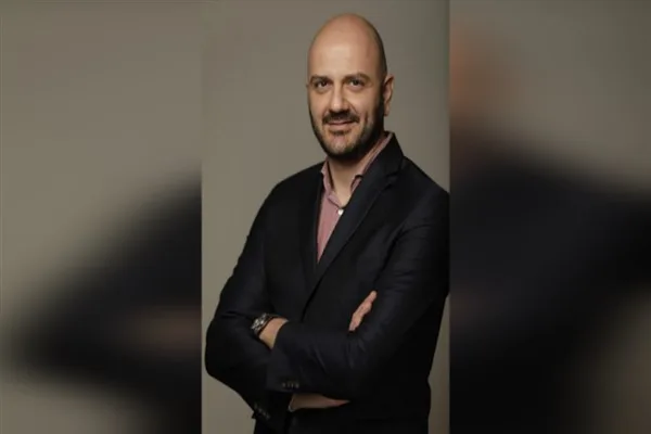 S&uuml;rd&uuml;r&uuml;lebilir b&uuml;y&uuml;me hedefleri doğrultusunda y&ouml;netim yapılanması g&uuml;&ccedil;lenen İzocam&rsquo;da yeni bir
