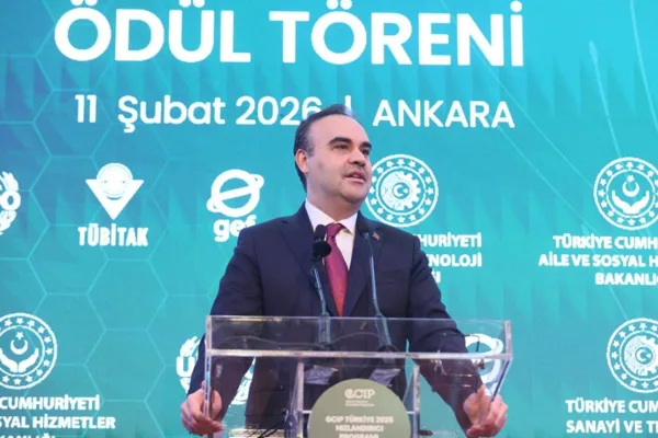 Bakanlıktan yapılan a&ccedil;ıklamaya g&ouml;re, Sanayi ve Teknoloji Bakanı Kacır ile