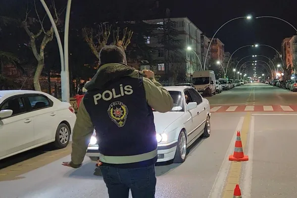 Karaman İl Jandarma Komutanlığı tarafından&nbsp;9-15 Şubat tarihleri arasında y&uuml;r&uuml;t&uuml;len &ccedil;alışmalarda,