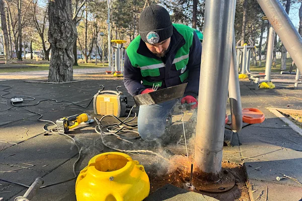 Kayseri B&uuml;y&uuml;kşehir Belediyesi Park ve Bah&ccedil;eler Daire Başkanlığı, g&ouml;rev sahasında