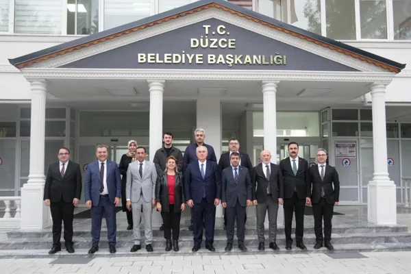 Kamu Denet&ccedil;iliği Kurumu ve D&uuml;zce Valiliği tarafından d&uuml;zenlenen &ldquo;Ombudsman D&uuml;zcelilerle