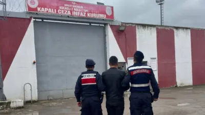 Kocaeli İl Jandarma Komutanlığınca; aranan şahısların yakalanmasına y&ouml;nelik yapılan &ccedil;alışmalar