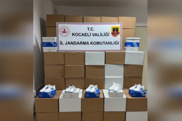 Kocaeli İl Jandarma Komutanlığınca ka&ccedil;ak&ccedil;ılık su&ccedil;ları ile m&uuml;cadele kapsamında y&uuml;r&uuml;t&uuml;len