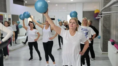 Konak Belediye Başkanı&nbsp;Nil&uuml;fer &Ccedil;ınarlı Mutlu,&nbsp;G&uuml;ltepe Atat&uuml;rk Spor Tesisi&rsquo;ne yaptığı ziyarette