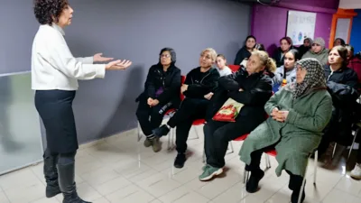 Konak'ta T&uuml;rk Medeni Kanunu&rsquo;nun kabul&uuml;n&uuml;n 100. yılı kapsamında &ldquo;Kadın Hakları