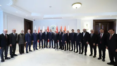 Konya B&uuml;y&uuml;kşehir Belediyesi Başkanı Uğur İbrahim Altay, Konya Valisi İbrahim