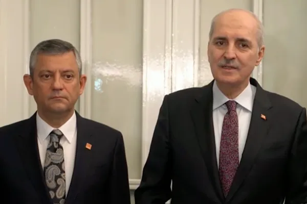 TBMM Başkanı Kurtulmuş, CHP Genel Başkanı &Ouml;zg&uuml;r &Ouml;zel ile ger&ccedil;ekleştirdiği