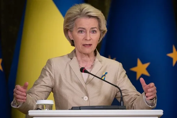 AB Komisyonu Başkanı Ursula von der Leyen, "Rusya'nın topyek&uuml;n savaşının