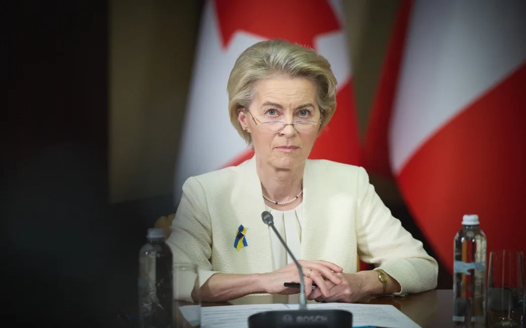 AB Komisyonu Başkanı Leyen, Mia Amor Mottley&rsquo;i, Barbados Başbakanı olarak