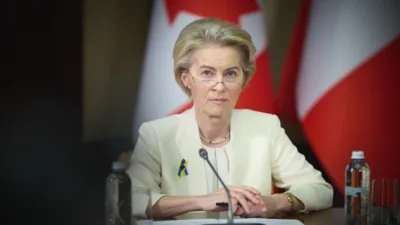 AB Komisyonu Başkanı Leyen, Mia Amor Mottley&rsquo;i, Barbados Başbakanı olarak