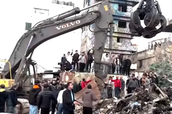Sivil Savunma Genel M&uuml;d&uuml;r&uuml; Imad Khreish, devlet medyasına yaptığı a&ccedil;ıklamada,