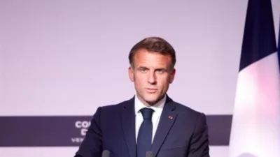 Fransa Cumhurbaşkanı Macron, Mumbai&rsquo;deki Taj Mahal Palace&rsquo;ta 2008 saldırılarının kurbanlarını