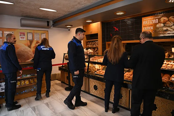 Mamak Belediyesi, yaklaşan Ramazan ayı kapsamında y&uuml;r&uuml;tt&uuml;ğ&uuml; saha &ccedil;alışmalarını tamamladı.&nbsp;