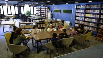 Mamak Belediyesi K&uuml;t&uuml;phaneleri, okuma k&uuml;lt&uuml;r&uuml;n&uuml; yaygınlaştırmak ve kitapseverleri aynı &ccedil;atı