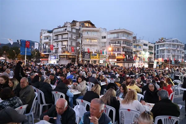 Marmaris Belediyesi, Ramazan ayı boyunca merkeze uzak mahallelerde iftar sofraları
