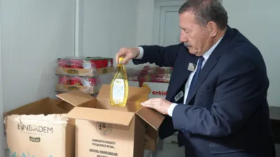 Milas Belediyesi, ramazan ayında&nbsp;ihtiya&ccedil; sahibi&nbsp;ailelere gıda kolilerini ulaştırıyor.&nbsp; Milas Belediye