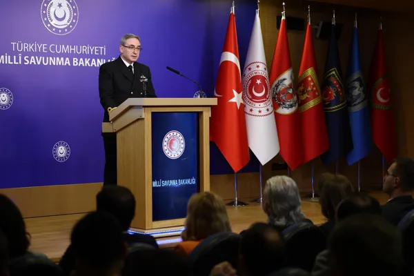 Evrim Hazal Omak, 12 Şubat (Hibya)- MSB tarafından gemi satışına