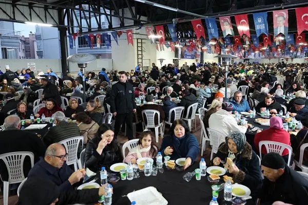 Bursa B&uuml;y&uuml;kşehir Belediyesi&rsquo;nin Ramazan ayı kapsamında il&ccedil;elerde d&uuml;zenlediği iftar programları