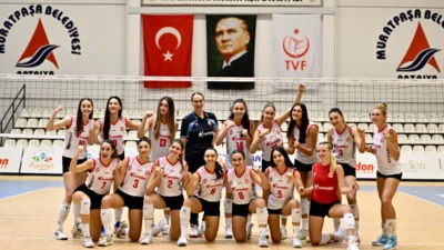 Muratpaşa Belediyesi Kadın Voleybol Takımı, Arabica Coffee House Kadınlar Voleybol