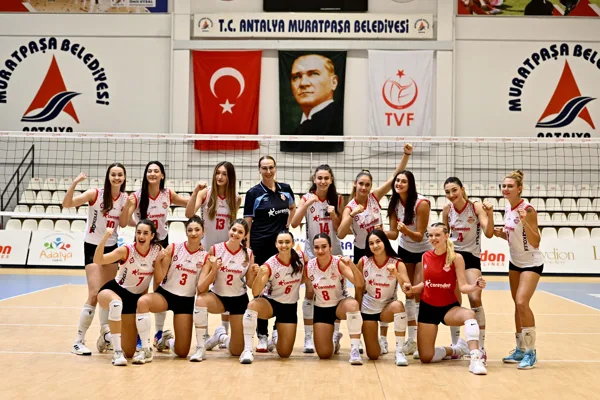 Muratpaşa Belediyesi Kadın Voleybol Takımı, Arabica Coffee House Kadınlar Voleybol
