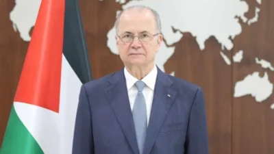 Filistin Başbakanı Mustafa, haftalık Bakanlar Kurulu toplantısının başında, h&uuml;k&uuml;metin &ouml;zellikle