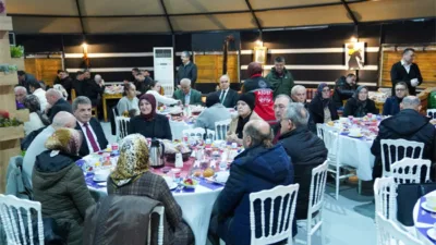 Ordu B&uuml;y&uuml;kşehir Belediyesi K&uuml;lt&uuml;r Otağında ger&ccedil;ekleştirilen iftar programına, Vali Muammer