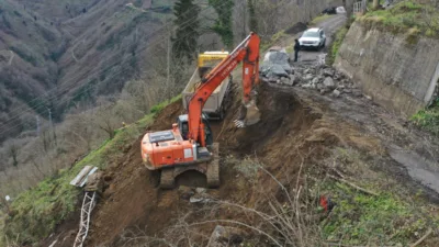 Ordu&rsquo;da hava sıcaklıklarının artmasıyla birlikte eriyen kar suları, bazı il&ccedil;elerde