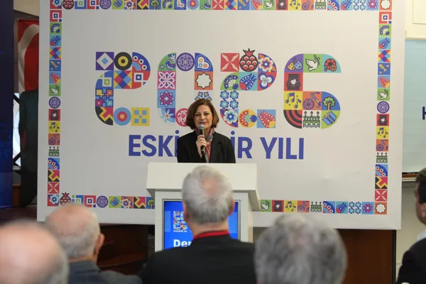 Haller Gen&ccedil;lik Merkezi&rsquo;nde ger&ccedil;ekleştirilen &ccedil;alıştaya; Eskişehir B&uuml;y&uuml;kşehir Belediye Başkanı Ayşe