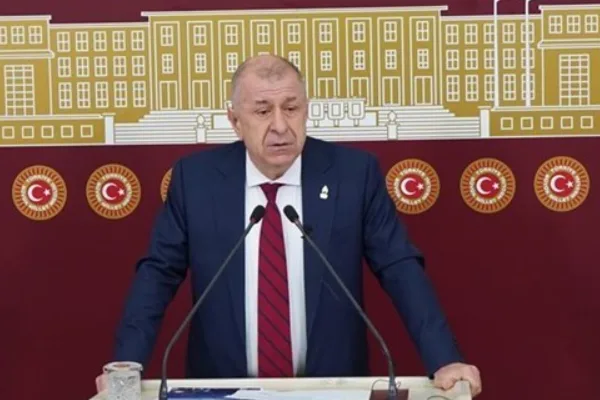 Zafer Partisi Genel Başkanı &Uuml;mit &Ouml;zağ,&nbsp;Başkanlık Divanı &Uuml;yesi Esma&uuml;l H&uuml;sna