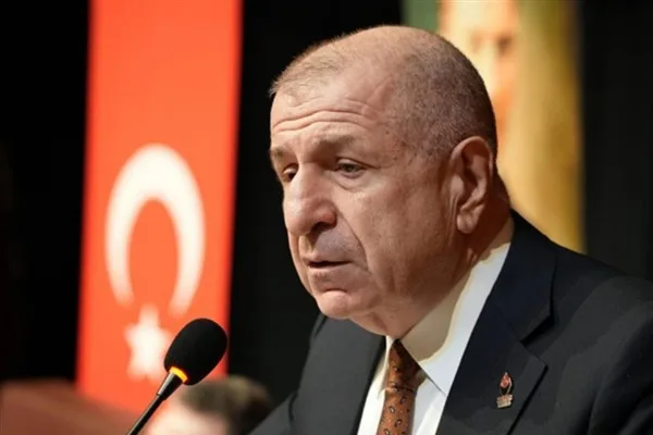 Hatay&rsquo;da konteyner kentlerin h&acirc;len varlığını s&uuml;rd&uuml;rd&uuml;ğ&uuml;n&uuml; belirten &Ouml;zdağ, &ouml;zellikle Samandağ
