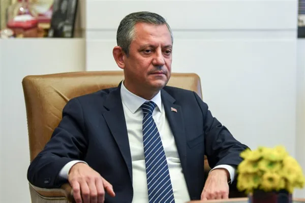 CHP Genel Başkanı &Ouml;zel, İran&rsquo;ın geleceğine İran halkı karar verebileceğini