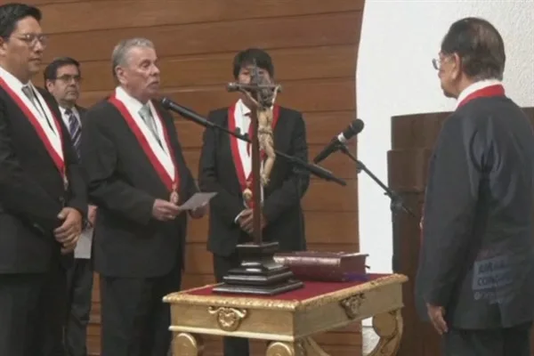 &nbsp;D&uuml;n, g&ouml;reve başlamasından d&ouml;rt ay sonra Jose Jer&iacute;'nin g&ouml;revden alınmasının