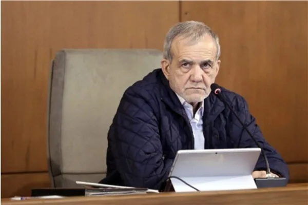 İran İslam Cumhuriyeti Cumhurbaşkanı Mesud Pezeşkiyan, a&ccedil;ıklamasında b&ouml;lgedeki dost h&uuml;k&uuml;metlerin