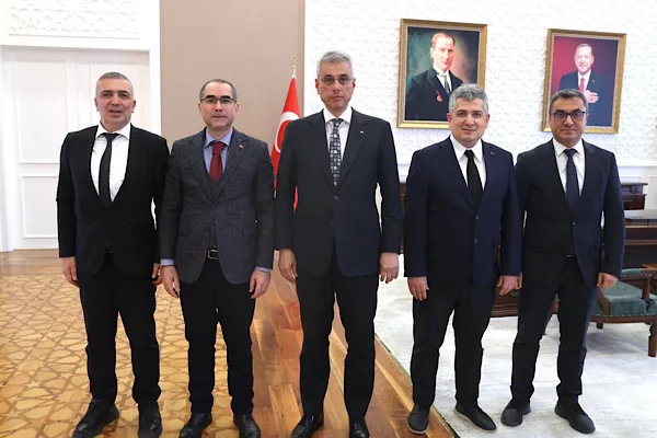 Rize İl Sağlık M&uuml;d&uuml;r&uuml; Demiral ve beraberindeki heyet, Sağlık Bakanı