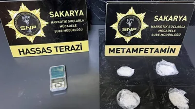 Sakarya Cumhuriyet Başsavcılığı&nbsp;koordinesinde y&uuml;r&uuml;t&uuml;len &ccedil;alışma kapsamında,&nbsp;Sakarya İl Emniyet M&uuml;d&uuml;rl&uuml;ğ&uuml;&nbsp;Narkotik Su&ccedil;larla