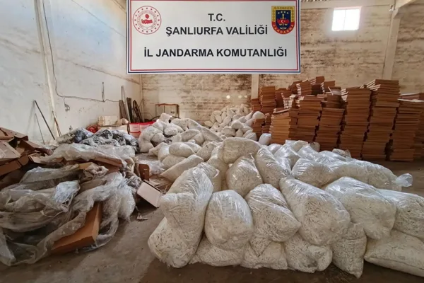 Şanlıurfa İl Jandarma Komutanlığı&rsquo;nın a&ccedil;ıklamasına g&ouml;re, ka&ccedil;ak&ccedil;ılıkla m&uuml;cadele &ccedil;alışmaları kapsamında