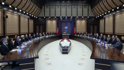 Savunma Sanayisi İcra Komitesi Cumhurbaşkanı Erdoğan'ın başkanlığında toplandı.&nbsp; Hibya Haber