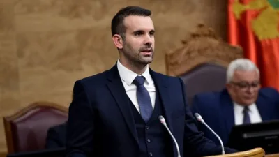 Karadağ Başbakanı Spajic, Karadağ&rsquo;ın, Avrupa yolculuğunu hızla tamamladığını ve Slovakya&rsquo;nın,