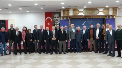 Mamak Belediyesi tarafından d&uuml;zenlenen iftar programında Tokat Vakfı&rsquo;na bağlı derneklerle