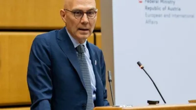 Birleşmiş Milletler (BM) İnsan Hakları Y&uuml;ksek Komiseri Volker T&uuml;rk, El