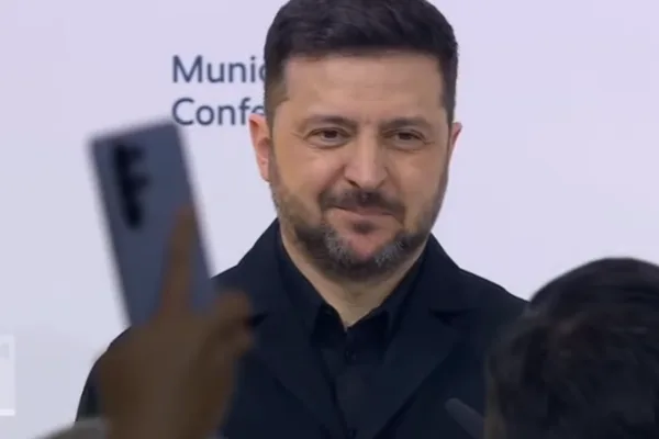 M&uuml;nih G&uuml;venlik Konferansı'nda konuşan Zelenski, &uuml;lkesinin Avrupa Birliği'ne (AB) katılmasına