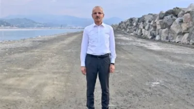 Ulaştırma ve Altyapı Bakanı Uraloğlu, AK Parti Ağrı Milletvekili &nbsp;Kilerci&nbsp;ile