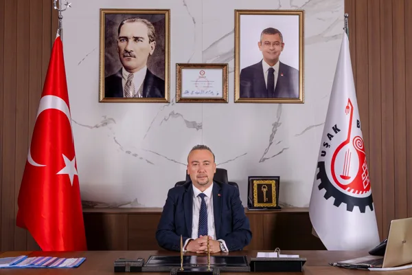 Uşak Belediye Başkanı &Ouml;zkan Yalım, askıda fatura uygulaması sayesinde ihtiya&ccedil;