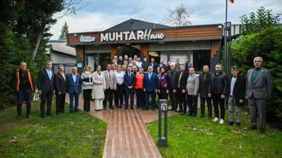 Kocaeli Valisi Aktaş, Kocaeli B&uuml;y&uuml;kşehir Belediyesi tarafından hizmete a&ccedil;ılan Muhtarhane&rsquo;de